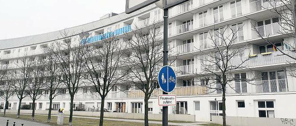 Problemkiez wird Luxusgegend. Nach dem Wegfall der Anschlussförderung im Sozialen Wohnungsbau sind die Mieten hier um das Zweieinhalbfache gestiegen.