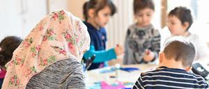 Die Richter in Karlsruhe haben ein pauschales Kopftuchverbot für verfassungswidrig erklärt. Ehrhart Körting, der ein Mitverfasser des Neutralitätsgesetz ist, sieht es heute kritisch. 