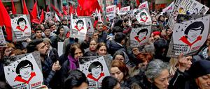 Bereits am Wochenende hatte es in Istanbul Demonstrationen gegeben, die an den Tod von Berkin Elvan durch Polizeigewalt erinnerten. 