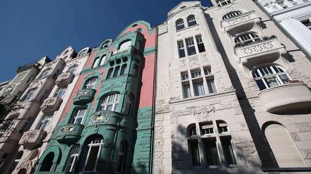 Bezahlbar soll der Wohnraum sein - viele bezweifeln, dass das mit der jetzt beschlossenen Mietpreisbremse zu erreichen ist. 