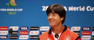 Guter Dinge: Bundestrainer Joachim Löw.
