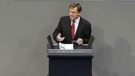 Der stellvertretende Vorsitzende des Haushaltsausschusses, Bartholomäus Kalb (CSU).
