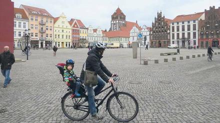 Keinen Bogen müssen Besucher um den (fast) autofreien Marktplatz von Greifswald machen. Absolut sehenswert!