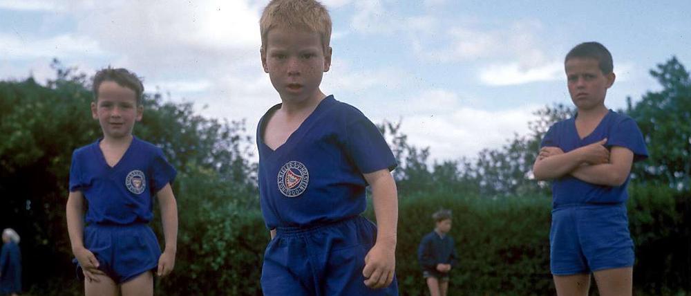 Jugend trainiert Fußball. Leider nicht im Bild: Frank Willmann und Schabe Neubert.
