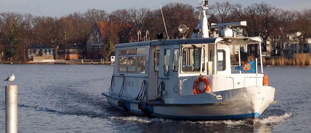 Touristen sollen auch mal die vielen Gewässer in Köpenick entdecken - wobei über die Dahme zwischen Wendenschloss und Grünau jetzt eine modernere Fähre fährt.