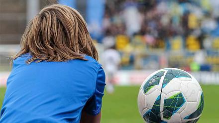 Balljungen haben es nicht immer leicht.