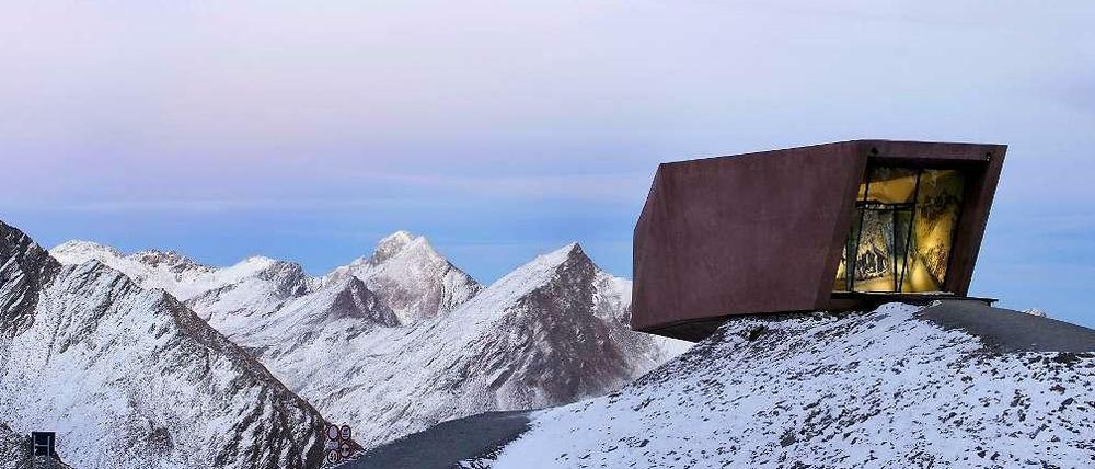 Eine von fünf begehbaren Skulpturen an der Timmelsjoch-Hochalpenstraße in Südtirol.