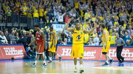 Oldenburg, Oldenburg, wir fahren nach Oldenburg! Alba Berlin zog gegen Bayern München in das Pokal-Top-Four ein.