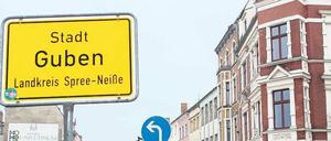Stadtwache. Die Verwaltung in Guben schickt seit einiger Zeit Streifen auf die Straßen, um Straftaten vorzubeugen.