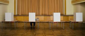 SPD-Generalsekretärin Yasmin Fahimi schlägt Wahlreform vor, um sinkende Wahlbeteiligung zu stoppen.