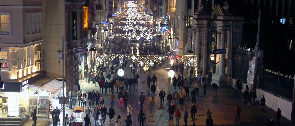 Weihnachtsschmuck in Istanbul.