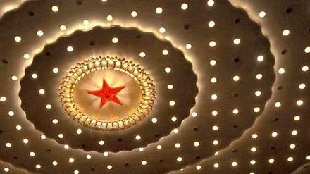 Selten gewordener Deckenschmuck. Hier im kommunistischen China.