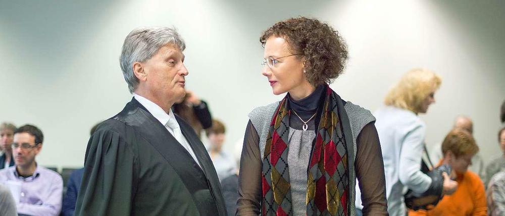 Almut B. war vors Verwaltungsgericht gezogen, weil sie keine 13.000 Euro für die Rettung ihres Hundes Skipper zahlen wollte - am Ende zahlte sie 10.000.