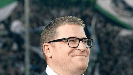 Max Eberl, 41, spielte zwischen 1999 und 2005 für Borussia Mönchengladbach. Im Oktober 2008 übernahm er beim Bundesligisten den Posten des Sportdirektors. Der „Kicker“ hat ihn zum zweiten Mal hintereinander zum besten Einkäufer der Liga gekürt.