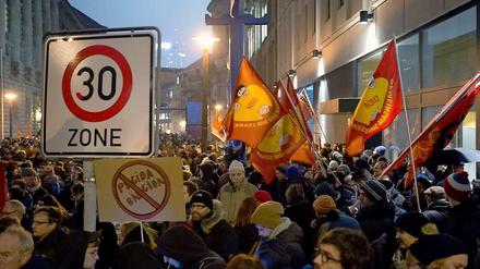 Am Montag hatten tausende Gegendemonstranten gegen die Bärgida protestiert.