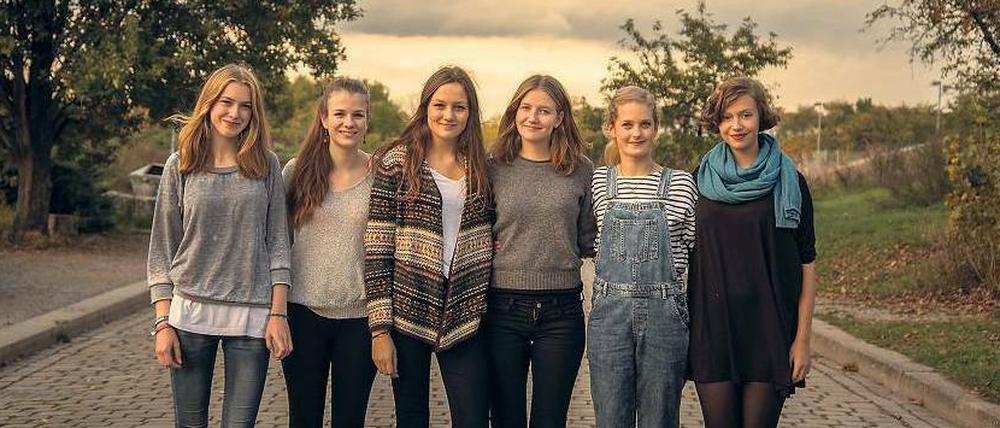 Selbst bestimmt. Helene von Schirach, Nina Grabowski, Coco Adlibut, Luisa Mielenz, Judith Rinklebe und Marthe Meinhold (v.l.n.r.) wollen zu bestimmten Themen nicht von Erwachsenen belehrt werden.