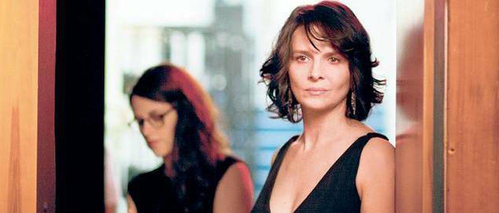 Sorge dich nicht, spiele. Bühnen- und Filmstar Maria Enders (Juliette Binoche).