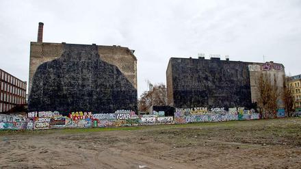 Das bekannte Street-Art-Bild an der Curvy-Brache ist übermalt. Dies war eine Art Protest.