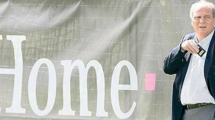 Coming home. Uli Hoeneß, hier ein Bild aus früheren Tagen, ist zurück beim FC Bayern, zumindest tagsüber. 