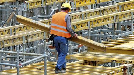 Mehr zu tun. Durchschnittlich 750 000 Mitarbeiter beschäftigte das Baugewerbe in diesem Jahr.