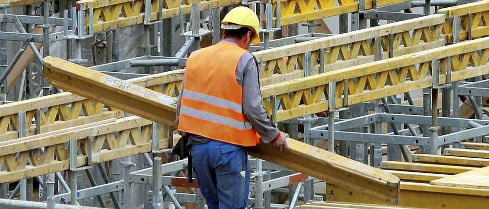 Mehr zu tun. Durchschnittlich 750 000 Mitarbeiter beschäftigte das Baugewerbe in diesem Jahr.