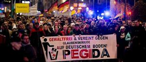 Teilnehmer einer "Pegida"-Kundgebung in Dresden