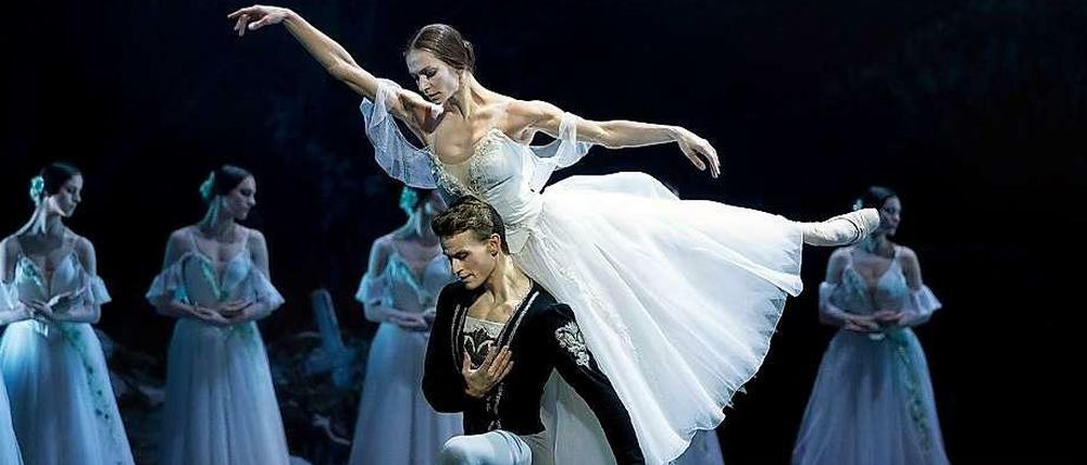 Liebesverrat. Polina Semionova und Marian Walter.