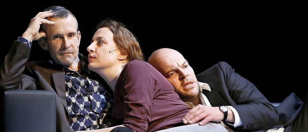 Redetherapie. Ulrich Matthes, Maren Eggert und Felix Goeser (v.l.)