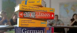 Deutsch lernen. Der Sprachvorschlag der CSU sorgt für Kopfschütteln.