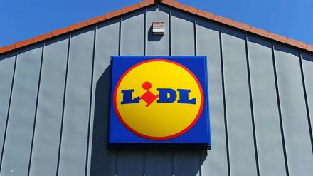 Der Discounter einige Chemikalien aus seiner Textilproduktion verbannen.