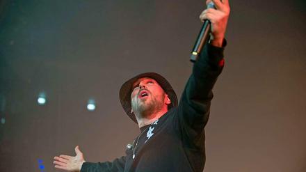 Der Sänger und Gitarrist Arnim Teutoburg-Weiß der Band Beatsteaks.