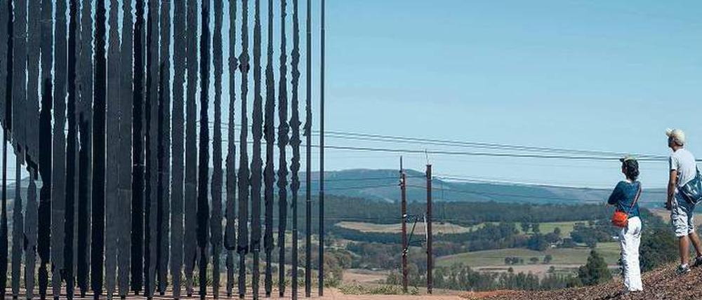 Porträt aus Stahl. An der Stelle in Kwazulu-Natal, wo Mandela 1962 gefangen genommen wurde, erinnert heute eine Skulptur an den historischen Moment.
