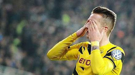 Augen zu und durch: "Schwarzfahrer" Marco Reus.
