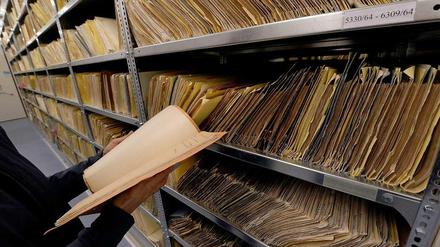Alle Bezirksverordneten in Lichtenberg wurden auf offizielle und inoffizielle Stasi-Mitarbeit überprüft.