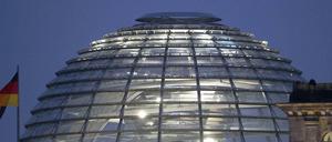 Da will ich rein: Mehrere Tausend Lobbyisten arbeiten in Berlin und wollen Einfluss auf die Politik.
