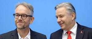 Oliver Reese und Klaus Wowereit bei der Pressekonferenz.