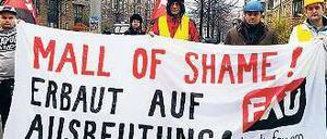 Fruststelle. Die Arbeiter fordern Lohn vom Subunternehmer. 