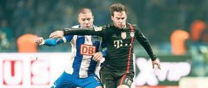 Positive Entwicklung. Marcel Ndjeng (links, gegen Bayerns Bernat) stieg einst mit Mönchengladbach auf, heute kommt es zu einem Wiedersehen mit seinem Ex-Klub. 