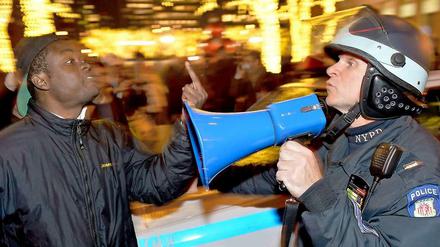 Unversöhnlich. In den USA flammt die Debatte um Polizeigewalt und Rassismus neu auf.