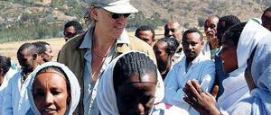 Sieht sich Kritik ausgesetzt. Afrikahelfer Bob Geldof 2009 in Äthiopien. 