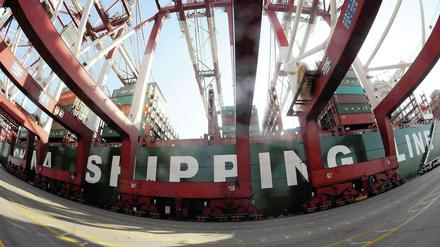 Einkaufen, verkaufen, verschiffen, mehr Handel soll sein. 3200 bi- und multinationale Abkommen regeln den Warenverkehr. Mit TTIP soll ein nächstes dazu kommen.