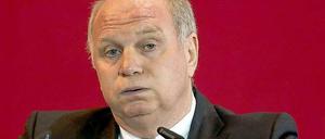 Wartet auf Weihnachtsurlaub von der Haft. Uli Hoeneß.