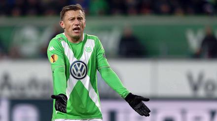 Die Wolfsburger (im Bild Ivica Olic) müssen der Uefa alles offen legen.