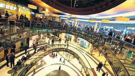 Shopping-Magnet. Die vor wenigen Wochen eröffnete Mall of Berlin zieht bereits weitere Händler an: Manch einer, der in der Friedrichstraße nach Ladenflächen gesucht hat, entscheidet sich jetzt für den Leipziger Platz. 