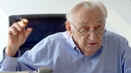 Großer alter Mann der deutschen Ostpolitik: Egon Bahr (SPD). Er schlägt vor, die Annektierung der Krim durch Russland zu "respektieren".