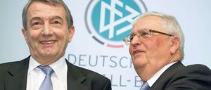 Wolfgang Niersbach (l.) und sein Vorgänger Theo Zwanziger.