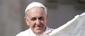 Papst Franziskus als „Botschafter des Satans“? So zitiert die islamistische Zeitung Yeni Akit den Papstattentäter Ali Agca.