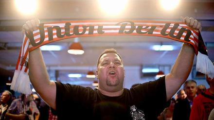 Ob das Erinnerungsdepot dieses Union-Fans für den Winter bereits mit genügend Livespielen gefüllt ist? 