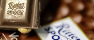 Eine Tafel eckt an. Der Streit um die Schokoladensorte "Voll-Nuss" von Ritter zog sich seit vielen Monaten hin.