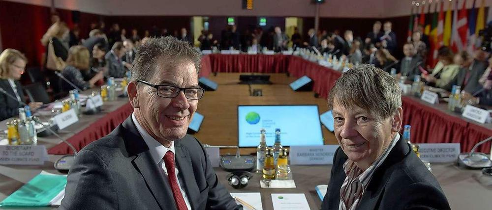 Bundesentwicklungsminister Gerd Müller und Bundesumweltministerin Barbara Hendricks eröffneten am Donnerstag die Klimakonferenz in Berlin. 